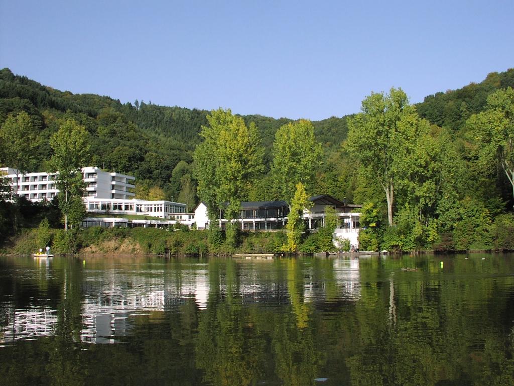 Dorint Seehotel & Resort Bitburg/Suedeifel Biersdorf Exteriör bild